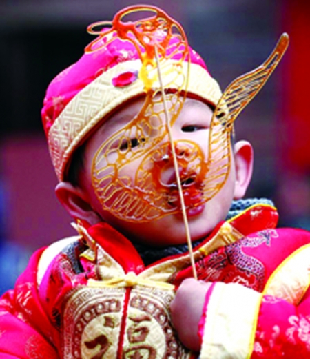 过年即景。（网络图片）