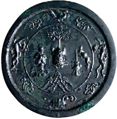 四神月宫镜 年代:唐代 直径:144mm 月宫镜是人物故事镜一种,以嫦娥奔月的古老传说为题材,表达了人们对美好仙境的向往。(网络图片) 四神月宫镜 年代:唐代 直径:144mm 月宫镜是人物故事镜一种,以嫦娥奔月的古老传说为题材,表达了人们对美好仙境的向往。(网络图片)