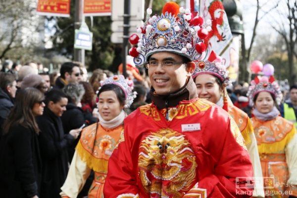 Défilé du Nouvel an Chinois 2015 dans le 13e arrondissement de Paris Défilé du Nouvel an Chinois 2015 dans le 13e arrondissement de Paris