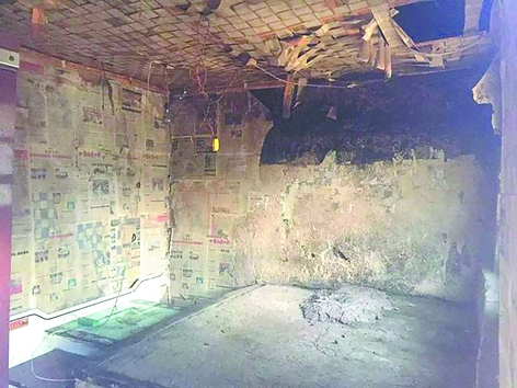 杨改兰生前带着孩子住在这个炕上。(网络图片) 杨改兰生前带着孩子住在这个炕上。(网络图片)