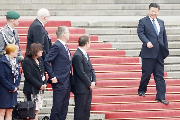 习近平 (右) (Getty Images)