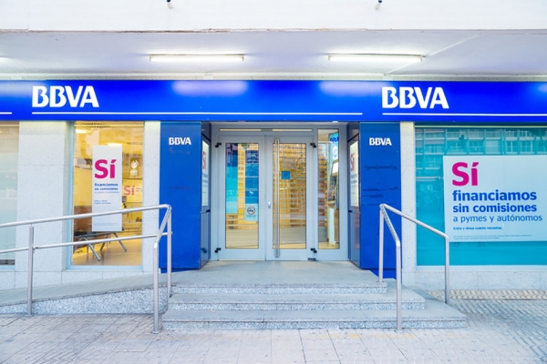 西班牙BBVA银行分行(123RF) 西班牙BBVA银行分行(123RF)