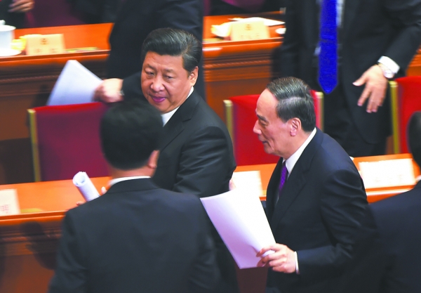 习近平(左)与王岐山(右)(AFP/Getty Images) 习近平(左)与王岐山(右)(AFP/Getty Images)