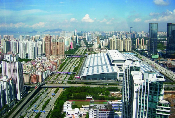 “两会”期间,房地产税的立法成为各 界关注的热点话题。(维基百科) “两会”期间,房地产税的立法成为各 界关注的热点话题。(维基百科)