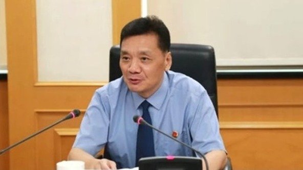 上海浦东新区检察长杨玉俊主动投案 (图) | journal chinois en france | 欧洲看中国 Regards sur la ...