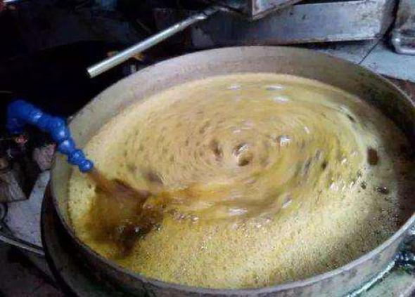 小作坊的劣质油