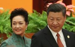 9月23日中午，习近平和夫人彭丽媛在浙江省杭州市西子宾馆举行宴会。