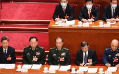 （左至右）陈文清、张又侠、何卫东、李书磊和许其亮于2023年3月5日在中国北京人民大会堂出席第十四届全国人民代表大会第一次会议开幕。（图片来源：Lintao Zhang/Getty Images）