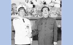江泽民接见海军前司令张定发。（网络图片）