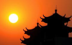 橙色日光中的紫禁城 （图片来源：TEH ENG KOON/AFP/Getty Images）