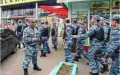俄罗斯警方    “洗劫”华人市场