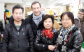 巴黎19区第十二届彩灯节 区长与居民同乐
