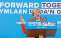 2017英国大选                         梅与科尔宾在安全事务上争锋相对