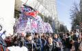 2月17日，巴黎13区中国新年彩妆大游行登场。