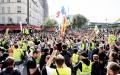 4月20日，巴黎街头的黄背心运动示威者(AFP/Getty Images)