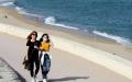 西班牙的冠状病毒疫情放缓，民众开始外出。（Getty Images） 