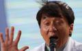 成龙代言的商品经常受到网友诟病，还被称为 “ 扫把星 ”  “ 他挺谁谁死！”    (图片来源：LOIC VENANCE/AFP/GettyImages)