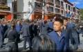 习近平于今年7月在西藏考察如临大敌，保镖表情抢镜。（图片来源：推特）