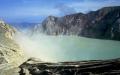 印尼伊真火山       （图片来源：维基百科）