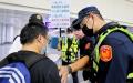近来柬埔寨人口贩运问题严重，台湾警方特别在机场关心国人以免受骗。(图片来源: 中央社图fl11fl中央社)
