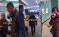 大陆博主在成都测试老人养老金购买力。（图片来源：视频截图）