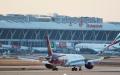 吉祥航空的一架波音787梦幻飞机降落在上海浦东国际机场。（图片来源：Getty Images）