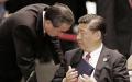 习近平（右）与王毅（左）（JORGE SILVA/AFP via Getty Images）