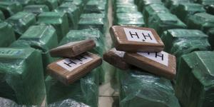 西班牙曾缴获的大批包装的可卡因（JORGE GUERRERO/AFP via Getty Images）