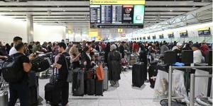 EES出入境系统于4月10日全面启用。（JUSTIN TALLIS/AFP via Getty Images）