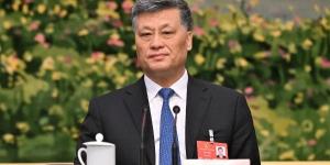 2025年3月7日，时任新疆党委书记马兴瑞在北京人民大会堂出席全国人大新疆代表团会议。（图片来源：ADEK BERRY/AFP via Getty Images）