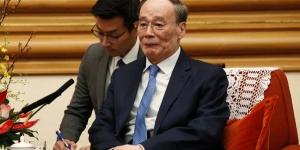 2019年11月1日，厄瓜多尔外交部长何塞·瓦伦西亚（JoséValencia）在北京会见时任中共国家副主席王岐山（图片来源：Florence Lo-Pool/Getty Images）