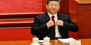 2025年3月5日，习近平在北京人民大会堂出席会议。（图片来源：PEDRO PARDO/AFP via Getty Images）