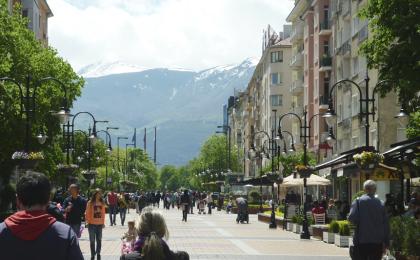 保加利亚首都索菲亚的商业街维托沙大道（Stolichanin/Wikipedia/CC BY-SA 4.0）