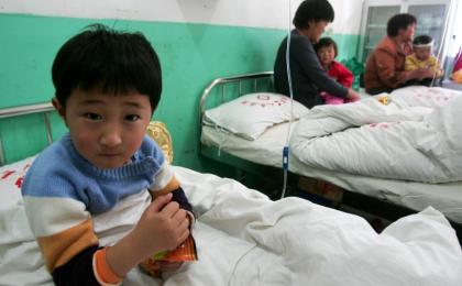 安徽省阜阳市一家医院儿童患者（示意图）。（图片来源：Getty Images）