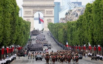 2025年法国国庆阅兵式（LUDOVIC MARIN/AFP via Getty Images）
