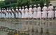 2005年5月25日，中国四川成都的护士参加当地一家医院的落成典礼。(Photo by China PhotosGetty Images)