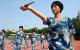 2022年8月21日，河北省邯郸市高中学生在新学期前参加军训。（图片来源：STRAFP via Getty Images）