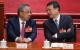 2023年3月11日，在北京举行的中共全国人大第四次全体会议开幕。时任中共全国政协副主席胡春华（左）和上海市委书记陈吉宁（右）出席开幕式并做交谈。（图片来源：Lintao Zhang/Getty Images）