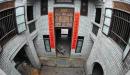 七旬老人“徒手”建豪宅  300年不腐朽