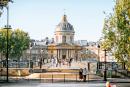 位于巴黎塞纳河畔的法兰西学会（Institut de France）（123RF）