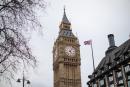 在英国开始为医护人员和老年人接种疫苗的同时，首相约翰逊1月4日宣布英格兰进入第三次全面封锁。（Getty Images）
