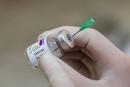Covid-19疫苗（Jens Schlueter/Getty Images）