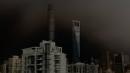7月8日，上海南京同现白昼变黑夜异象，图为上海（图片来源：微博）