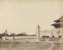 1860年10月的紫禁城外金水桥（Felice Beato\data.getty.edu\Open Content）