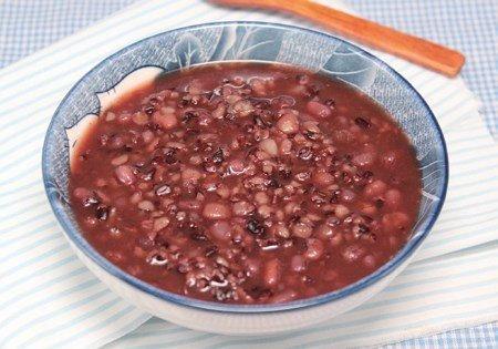 图片来源:《每天清除癌细胞:防癌食物营养大揭祕》