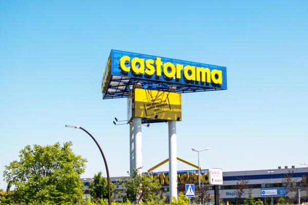 Castorama标志(123RF)