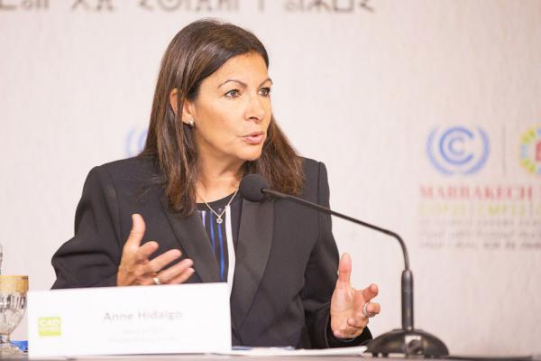 巴黎现任市长伊达尔戈(Anne Hidalgo)(维基百科)