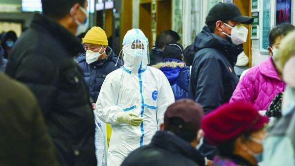 武汉的医院已被前来就诊的市民“淹没”。（AFP via Getty Images） 