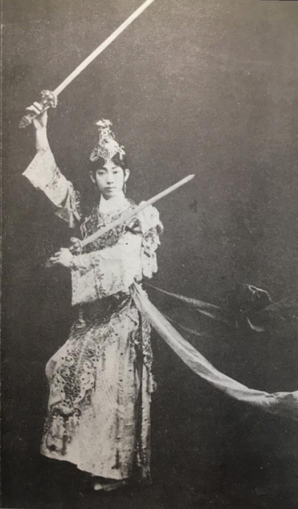 梅兰芳《霸王别姬》造型(公有领域)