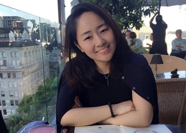 在美国留学期间为小粉红的王然,回国后遭司法迫害,已在家破人亡的边缘(图片来源:王然自媒体)